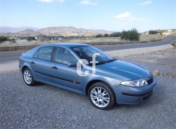 Renault laguna 5 puertas Diesel del año 2005