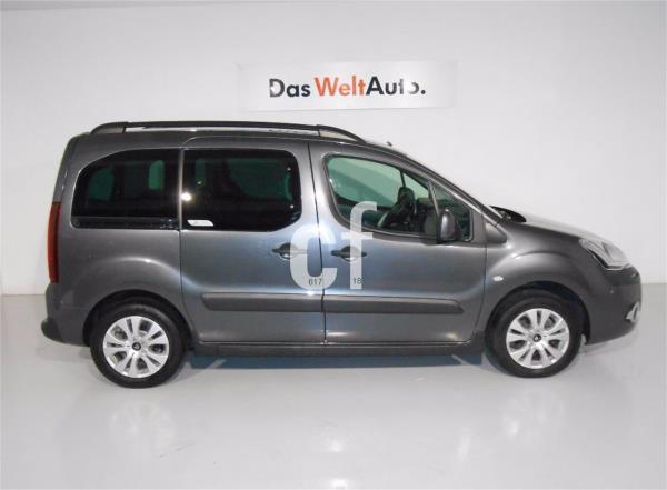 Citroen berlingo 5 puertas Diesel del año 2015