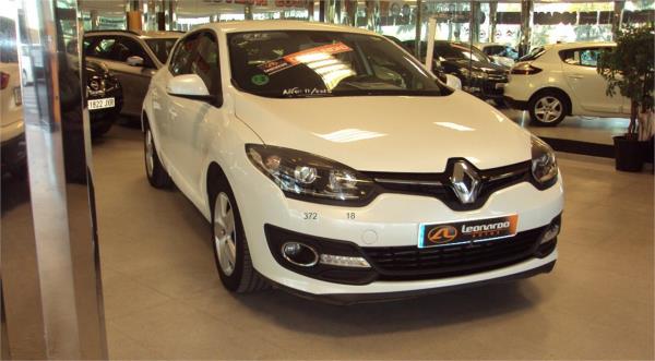 Renault megane 5 puertas Diesel del año 2016