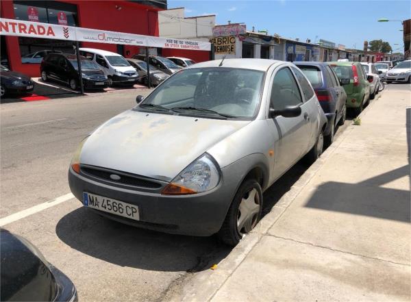 Ford ka 3 puertas Gasolina del año 1999