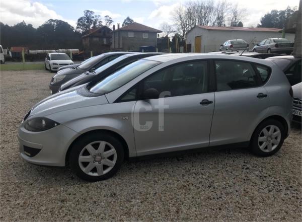 Seat altea 5 puertas Diesel del año 2006