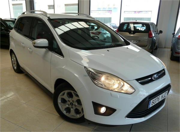 Ford grand cmax 5 puertas Diesel del año 2012