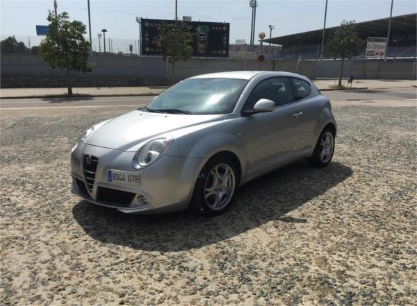 Alfa romeo mito 3 puertas Gasolina del año 2010