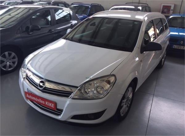 Opel astra 5 puertas Diesel del año 2010