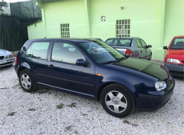 Volkswagen golf 3 puertas Diesel del año 1999