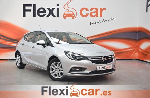 Opel astra 5 puertas Diesel del año 2016