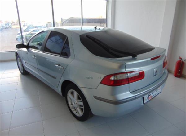 Renault laguna 5 puertas Automático Gasolina del año 2001