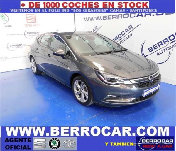 Opel astra 5 puertas Diesel del año 2016