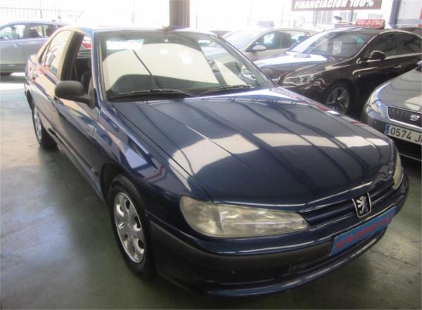 Peugeot 406 4 puertas Gasolina del año 1997