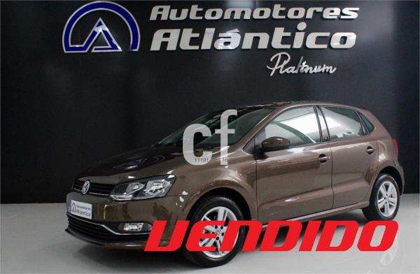 Volkswagen polo 5 puertas Gasolina del año 2016