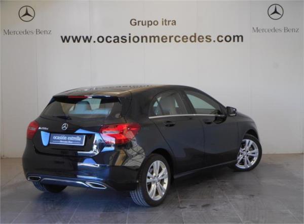 Mercedes benz clase a 5 puertas Diesel del año 2015