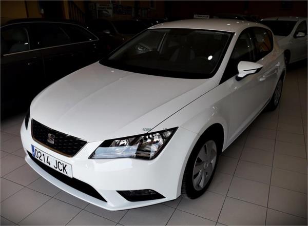 Seat leon 5 puertas Diesel del año 2015