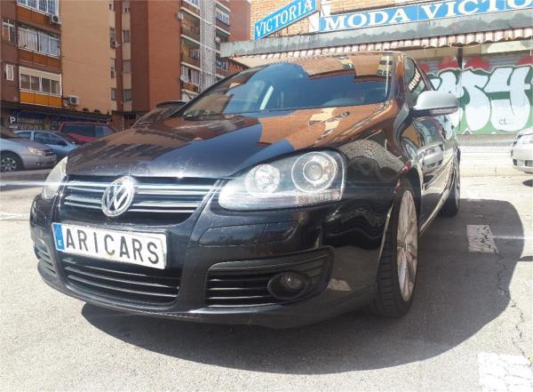 Volkswagen golf 5 puertas Diesel del año 2007