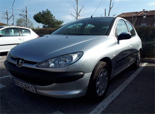 Peugeot 206 5 puertas Diesel del año 2005