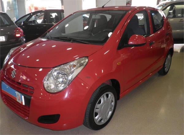 Suzuki alto 5 puertas Gasolina del año 2011