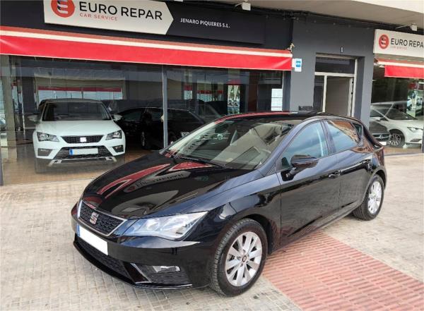 Seat leon 5 puertas Diesel del año 2017