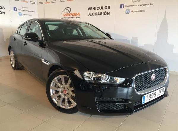 Jaguar xe 4 puertas Diesel del año 2015