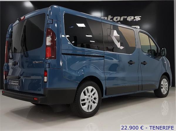 Renault trafic 5 puertas Diesel del año 2017