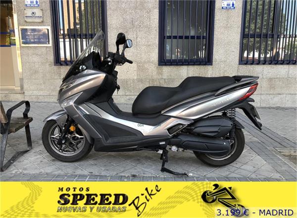 Kymco grand dink 125 del año 2018 en Madrid Capital