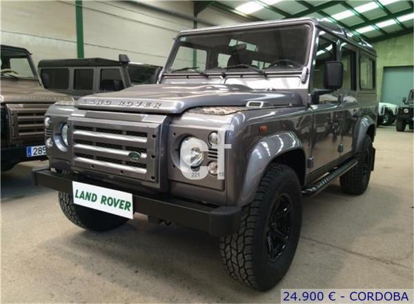 Land rover defender 5 puertas Diesel del año 2010