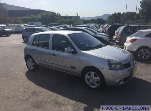 Renault clio 5 puertas Diesel del año 2005