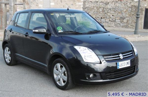 Suzuki swift 5 puertas Gasolina del año 2010