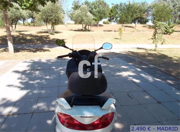 Suzuki burgman 200 executive del año 2012 en San Sebastián de los Reyes Madrid