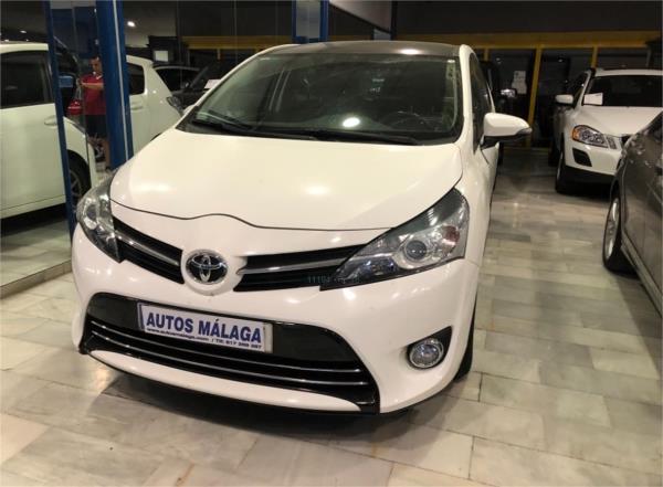 Toyota verso 5 puertas Diesel del año 2014