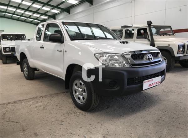 Toyota hilux 2 puertas Diesel del año 2010