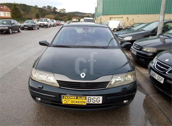 Renault laguna 5 puertas Diesel del año 2002