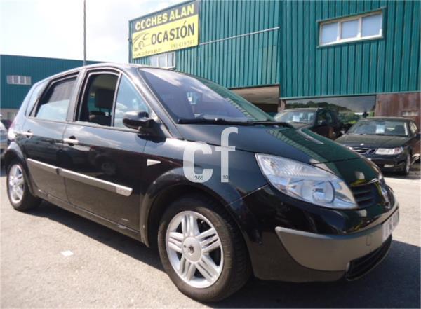 Renault scenic 5 puertas Diesel del año 2005