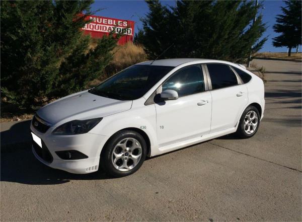 Ford focus 5 puertas Diesel del año 2010