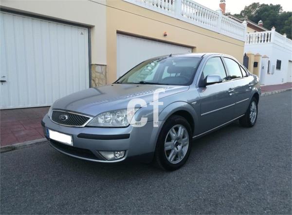 Ford mondeo 4 puertas Diesel del año 2006