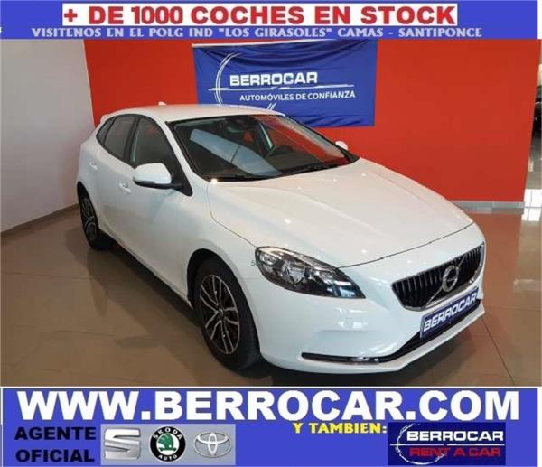 Volvo v40 5 puertas Diesel del año 2017