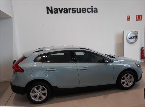 Volvo v40 cross country 5 puertas Diesel del año 2018