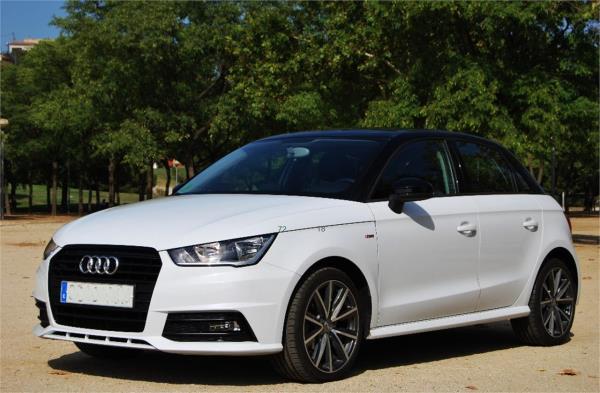 Audi a1 5 puertas Diesel del año 2015