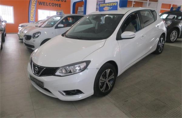 Nissan pulsar 5 puertas Diesel del año 2015