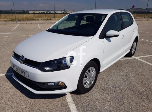 Volkswagen polo 5 puertas Gasolina del año 2014