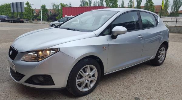 Seat ibiza 5 puertas Diesel del año 2009