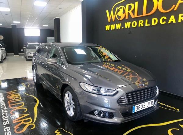 Ford mondeo 5 puertas Diesel del año 2015