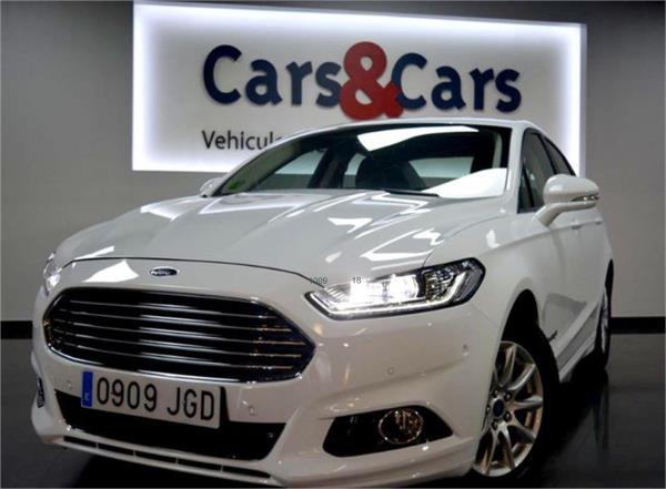 Ford mondeo 4 puertas Automático Eléctrico / Híbrido del año 2015