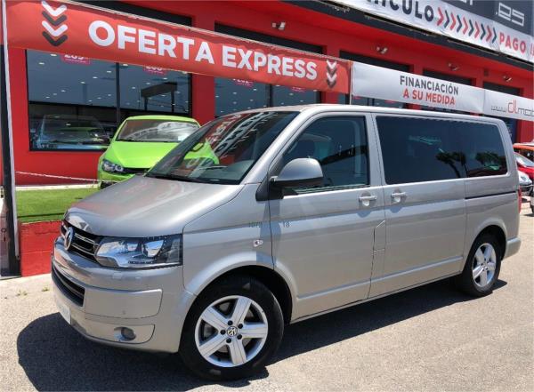 Volkswagen multivan 5 puertas Diesel del año 2014