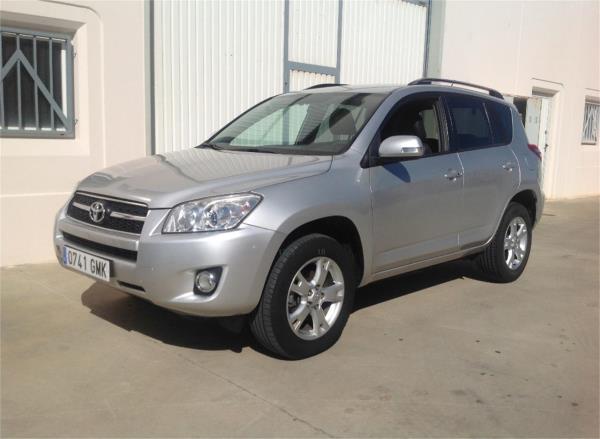 Toyota rav4 5 puertas Diesel del año 2009