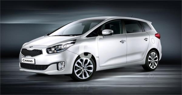 Kia carens 5 puertas Gasolina del año 2017