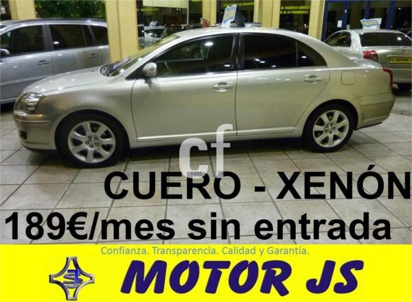 Toyota avensis 4 puertas Diesel del año 2009