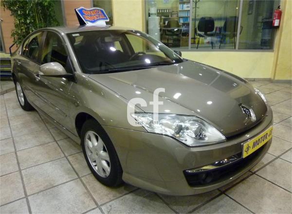 Renault laguna 5 puertas Diesel del año 2009