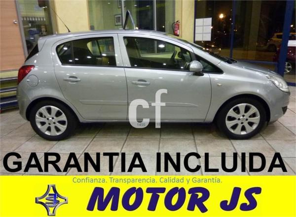 Opel corsa 5 puertas Diesel del año 2009