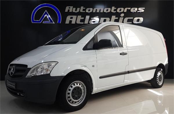 Mercedes benz vito 4 puertas Diesel del año 2011