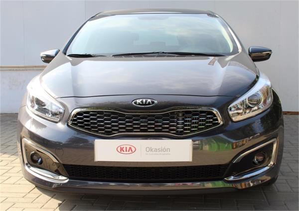 Kia ceed 5 puertas Diesel del año 2017