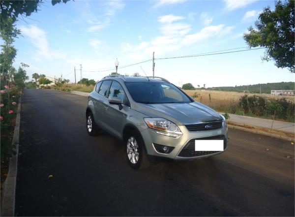 Ford kuga 5 puertas Diesel del año 2011